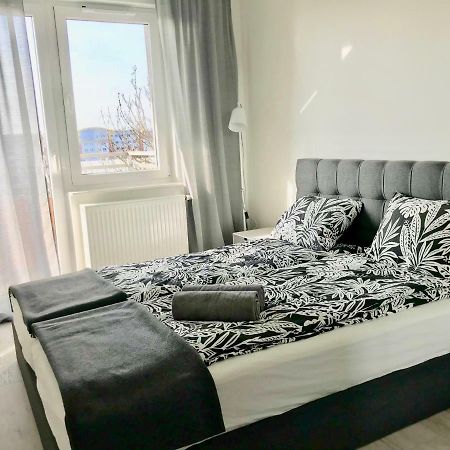 Apartament Antoniny 莱什诺 外观 照片