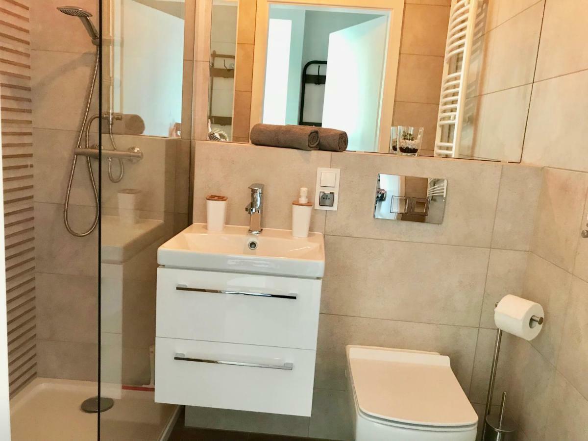 Apartament Antoniny 莱什诺 外观 照片