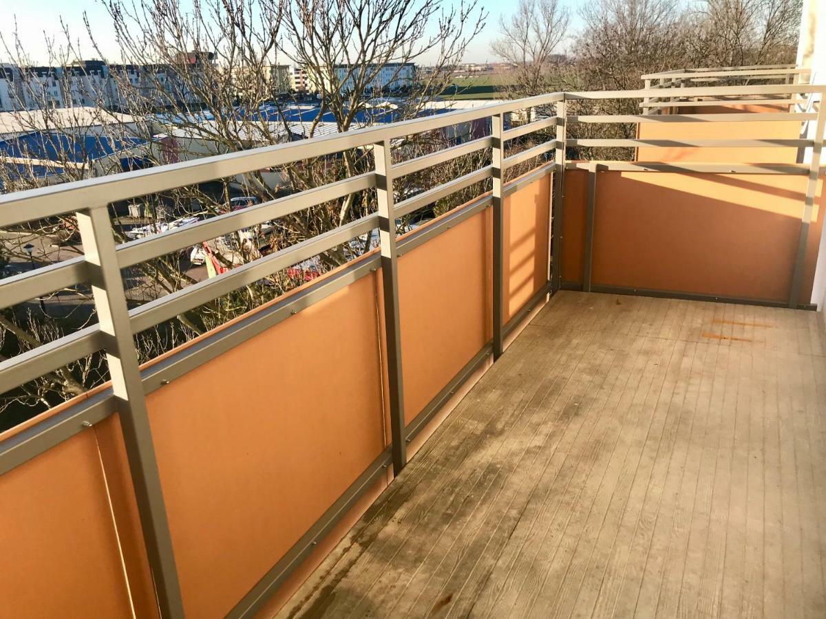 Apartament Antoniny 莱什诺 外观 照片
